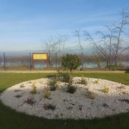 Danube View 11 Apartman *