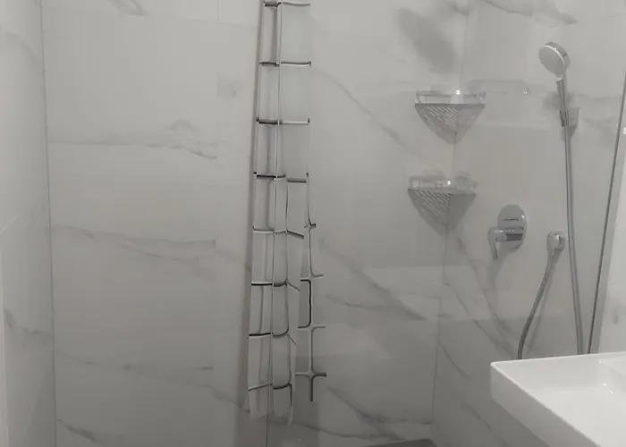 Danube View 11 Zimony