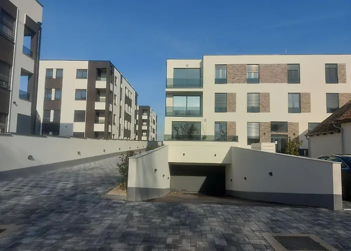 Danube View 11 Zimony